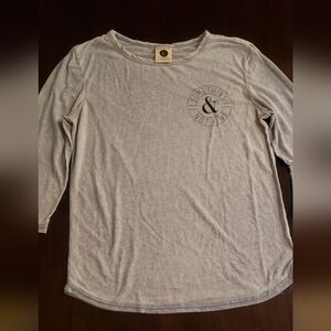 3 For 30$ Womens Size Large Cotton On Something & Nothing Shirt